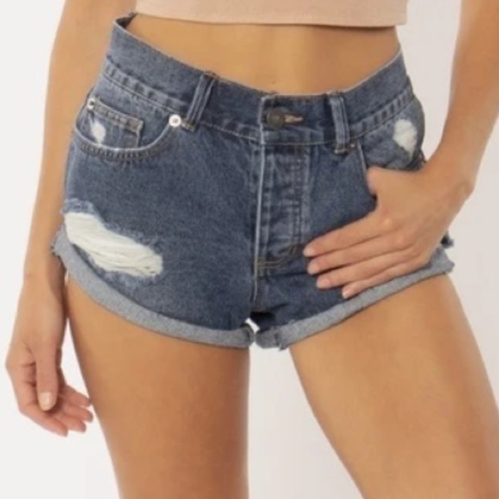 Amuse Society Denim Shorts- Button Fly, Cuff Hem - Picture 2 of 5